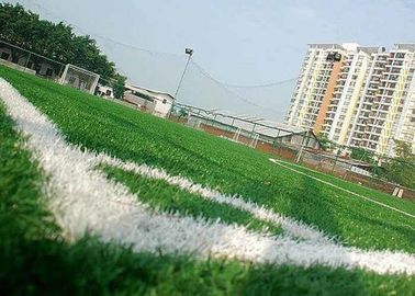 Chiny Bezwonny DIY Grass School Podłoga do boiska sportowego, łatwy do zainstalowania fabryka